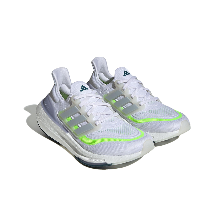 Sepatu Lari Adidas Ultraboost  - Adidas Shoes Ultraboost Light ulasan dan harga